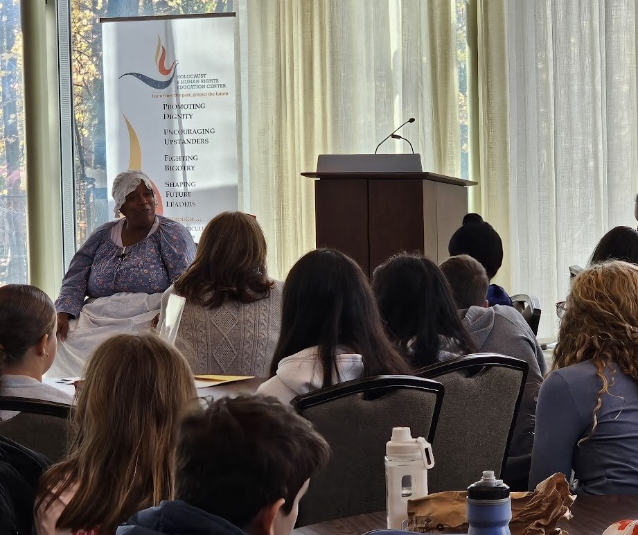 MSI-24-Sheila-Students cr